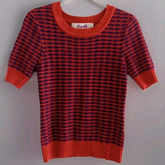 Emmelee Sweaters - Emmelee Women Red Blue Geometric Pattern‎ Knit Shortsleeve Sweater Size M